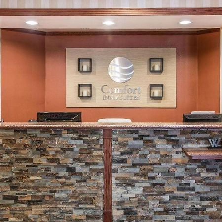 Quality Inn & Suites Ann Arbor Hwy 23 Экстерьер фото