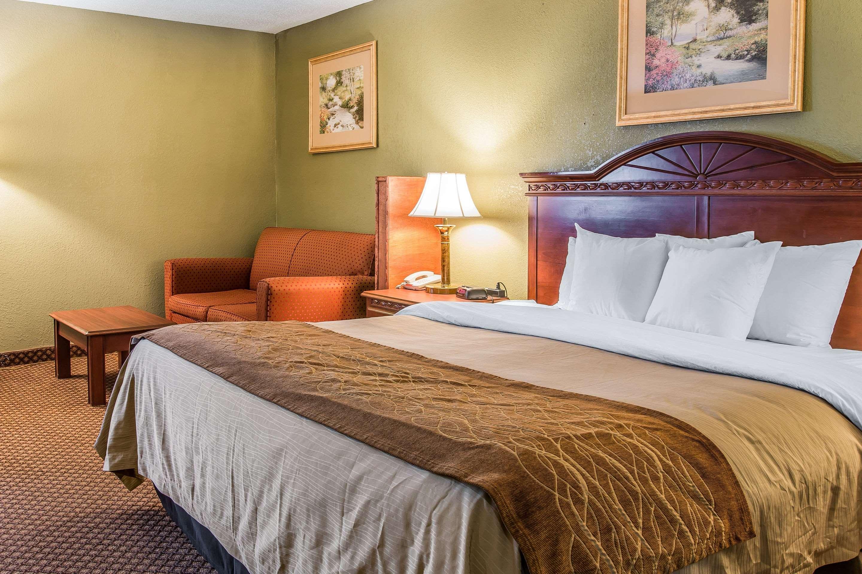 Quality Inn & Suites Ann Arbor Hwy 23 Экстерьер фото