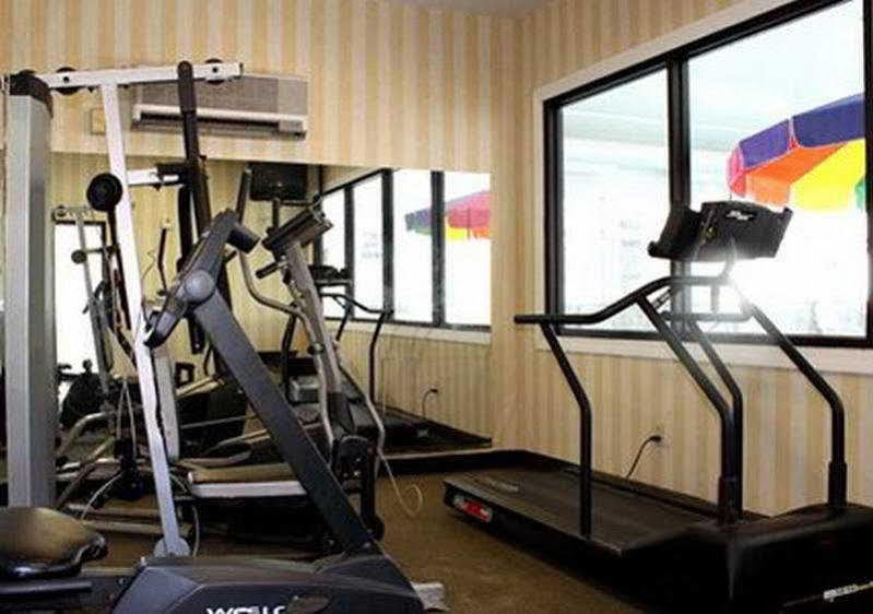 Quality Inn & Suites Ann Arbor Hwy 23 Экстерьер фото